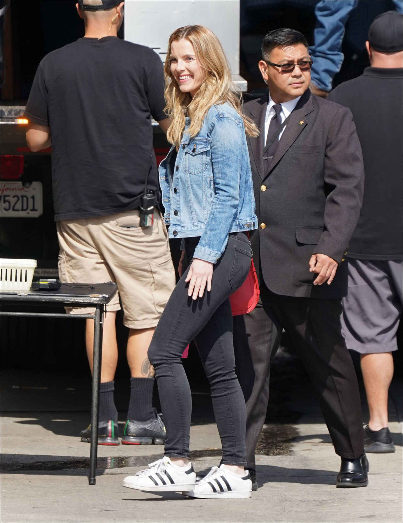 0044.jpg 0044.jpg